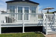 Others The Sea Breeze - Captivating Caravan in Camber