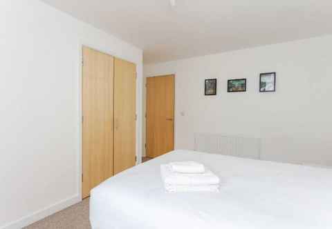 Lainnya Bright & Airy 1 Bedroom Apartment in Trendy Peckham