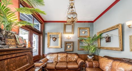 Others 2 The Dutch Flat Hotel