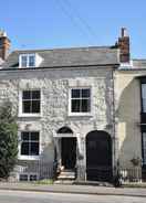 ห้องพัก Vernon House Sleeps 8 in Old Cowes