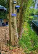 Primary image Narrowboat With Hot Tub, Sauna, Massages, Cruising