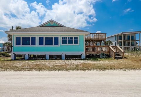 Others Dog Friendly Beachfront Condo, Direct Access to Beach by RedAwning