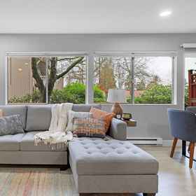 Primary image1RedAwning重新裝修的可愛寬敞兩臥室公寓,肯特谷冰雪中心飯店