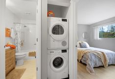 其他 7 Cute Delightfully Remodeled Spacious Condo 2 Bedroom Condo by RedAwning