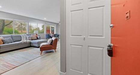 其他 2 Cute Delightfully Remodeled Spacious Condo 2 Bedroom Condo by RedAwning