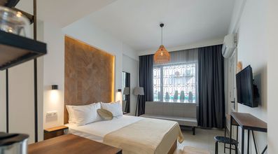 Others 4 The Easy Rooms