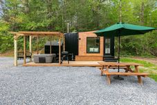 Others Tiny Adventura Secluded Tiny Home: With Hot Tub Wi-fi 1 Bedroom Bungalow by Redawning