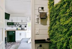 Others 2 Tiny Adventura Secluded Tiny Home: With Hot Tub Wi-fi 1 Bedroom Bungalow by Redawning