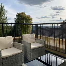 Room 1 CH Apt 7 2bed in Bath, Hotel Chew Stoke