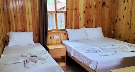 Others 2 Zakkum Pansiyon