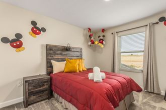 Lainnya 4 Champions Gate- Ru1090