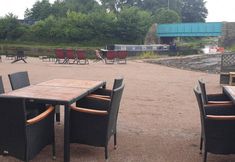 Lain-lain 7 Turner - En-suite Room in Canalside Guesthouse