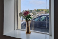 Others Penlea 1-bed Flat With Harbour View in Tarbert