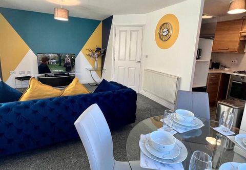 Others Lovely 2 Bedroom Apartment, 2 Bathrooms Parking