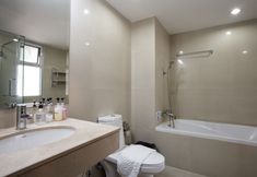 Others 7 2B - 2 Bedrooms and 2 Bathrooms Located Downtown Apartment With Shared Pool