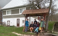 Lainnya 6 Cozy Rural Retreat in Rosia Montana