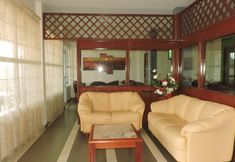Others 6 IRIS HOTEL