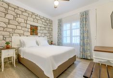 Others 3 Alacati Fora Bella