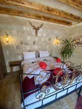 其他 4 Lavinia Cappadocia