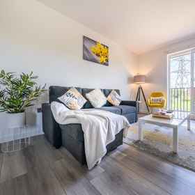 Primary image 1 Ash View Place 4 -heathrow - Thorpe Park - Free Parking, Tandridge District Hotels