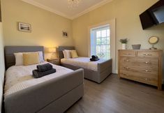 Others 4 May Bell Cottage