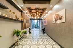 Monezza Hotel, Rp 614.761