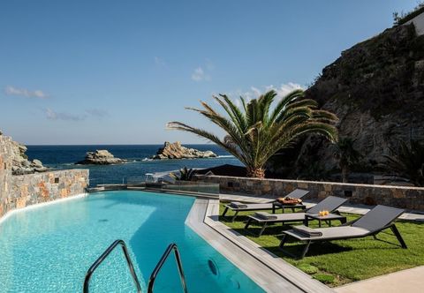 Others Made By The Sea Villa 5