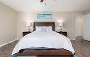 Others 4 Walk To Beach Recently Renovated Sleeps 6 2 Bedroom Condo by Redawning