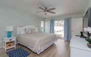 Lain-lain 3 Sea Salt Retreat Pool Home 5 Miles From The Beach 3 Bedroom Home by Redawning