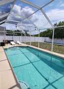 Imej utama New Rental 3 Bedroom Saltwater Pool Home Sleeps 6 Fenced Backyard 3 Home by Redawning