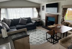 Others 6 Relaxing and Quiet Holiday Cabin, Sleeps 4