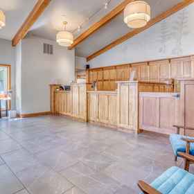 ล็อบบี้ 1 River Ridge 431b, Hotel High Desert Museum