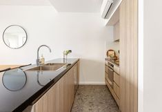 Others 6 Cinema Suites Apartments by Urban Rest