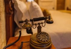 Others 4 Solo Cave Suites