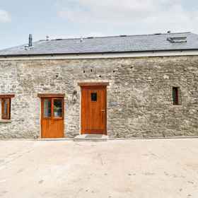 Primary image 1 Lime Kiln Cottage, Rhoose Hotels