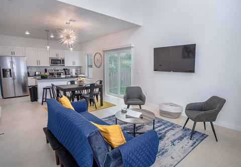 Khác Elevate Your Stay at 3br/2.5ba Downtown Gem!