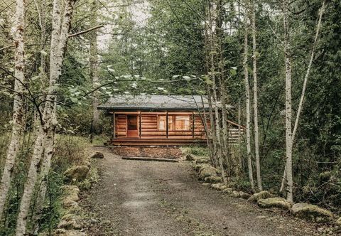 Lain-lain 76gs - Genuine Log Cabin - Wifi - Pets Ok - Sleeps 4 2 Bedroom Home by RedAwning