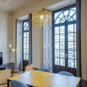 Room 1 Feel Porto Antique Poveiros Flat II, St. Ignatius Zoo Hotels