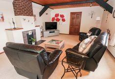 Others 5 The Stables