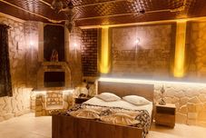 其他 Aysultan Stone House