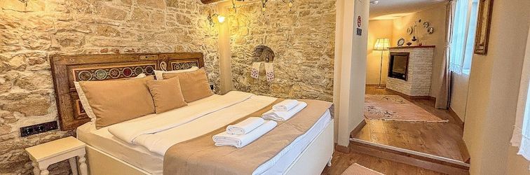 Others 1870's Taş Konak Üç Oda