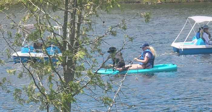 Khác Ladd Pond Cabins and Campground