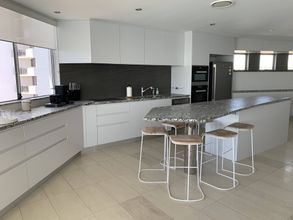 Khác 4 Sitka Penthouse Apartment