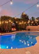 Imej utama Spectacular Mesa Home With Heated Pool! 2 King Rooms! Sleeps 8! 4 Bedroom Home by Redawning