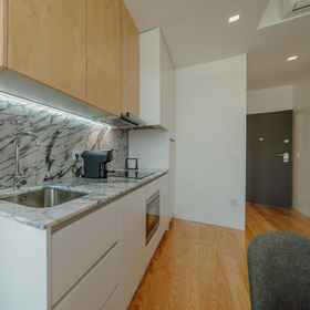 Room 1 Courtyard Oporto Design Apartment D, St. Ignatius Zoo Hotels