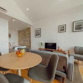 Room 1 Courtyard Oporto Design Apartment F, St. Ignatius Zoo Hotels