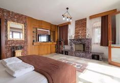 Others 3 Moon & Sun Otel