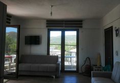 Others 6 Knidos Apart