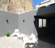 Others 5 Bright 1 Bedroom With Lovely Balcony in Lisbon