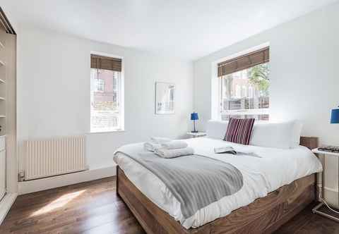 Lainnya Bright and Stylish Apartment in Trendy Islington by Underthedoormat